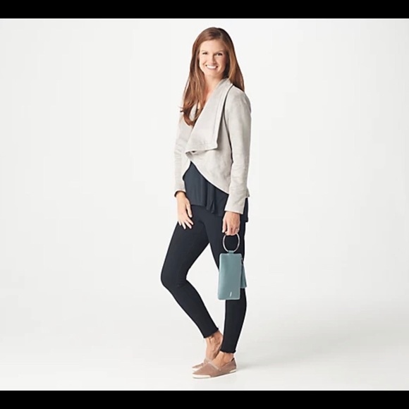 Thacker Leather Clutch with Ring - Picture 5 of 6